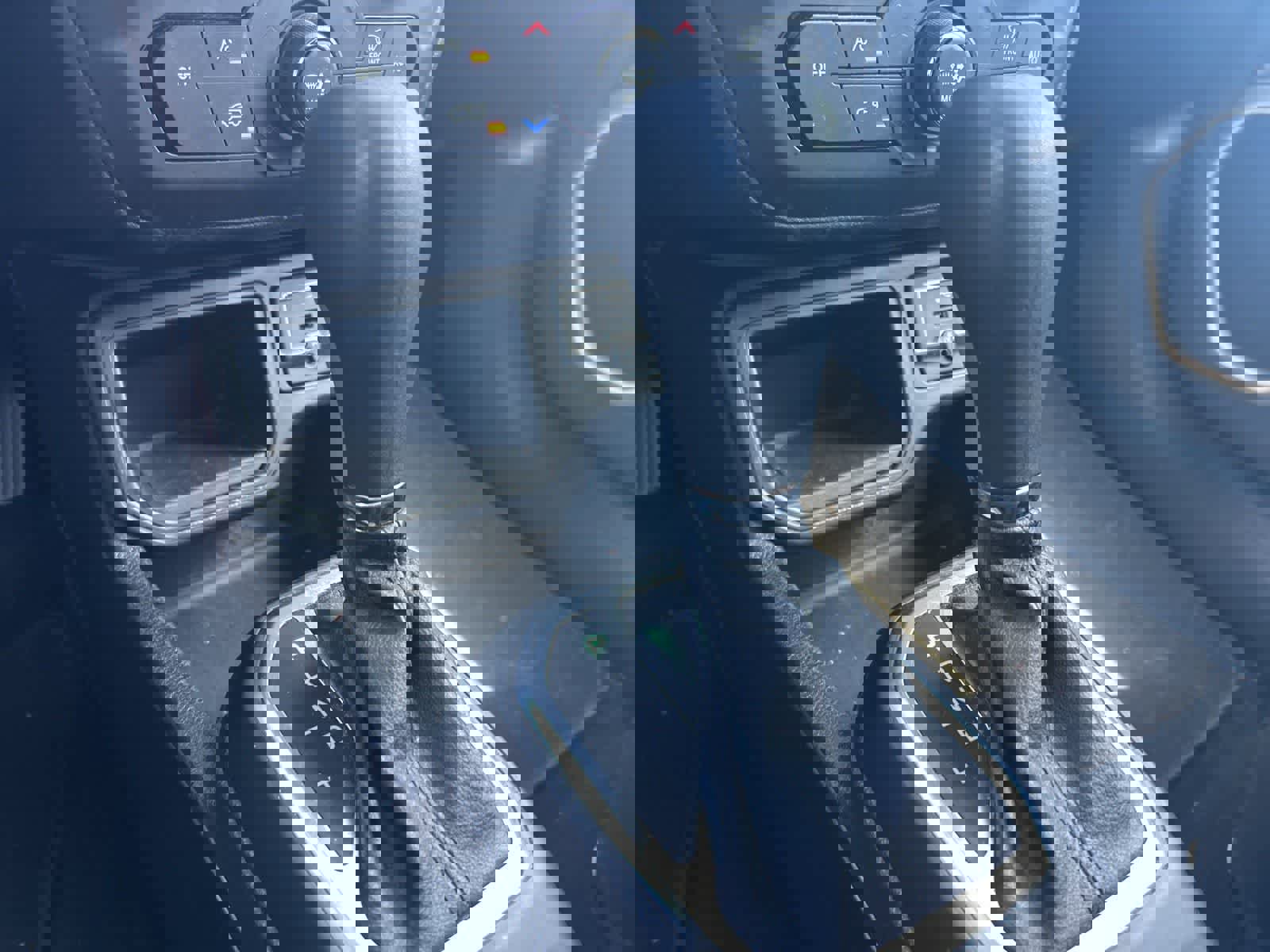 Used 2018 Jeep Renegade Latitude image 31