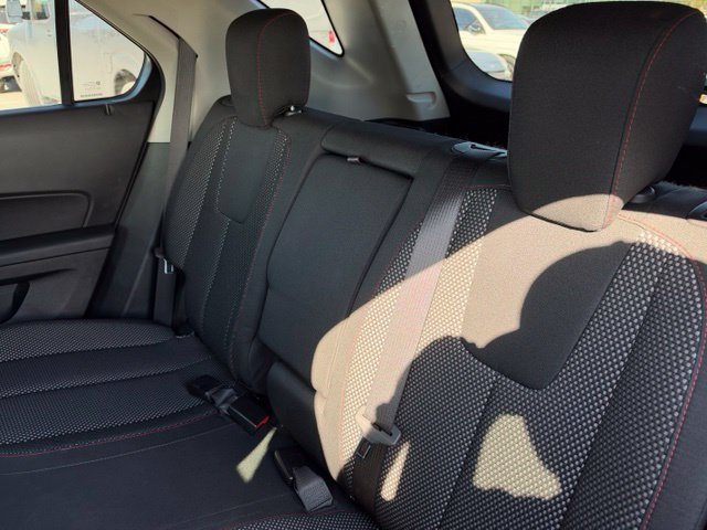 Used 2016 Chevrolet Equinox LT AWD/4WD image 38