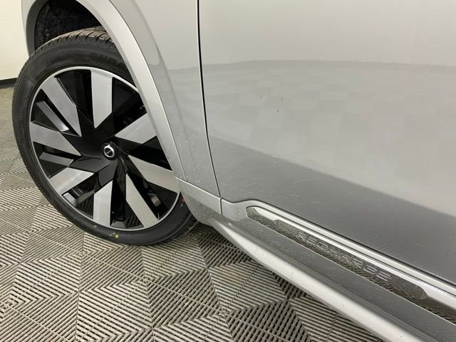 Used 2023 Volvo XC90 T8 Ultimate image 40