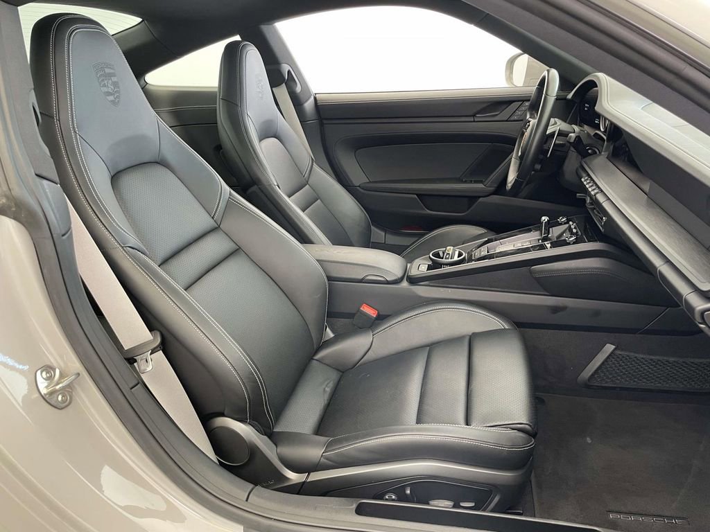 Certified 2024 Porsche 911 Carrera GTS w/ Premium Package RWD image 21