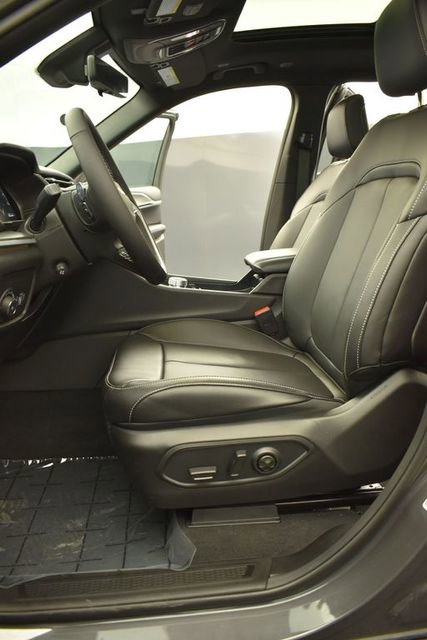 New 2025 Jeep Grand Cherokee L Limited w/ Luxury Tech Group II image 9