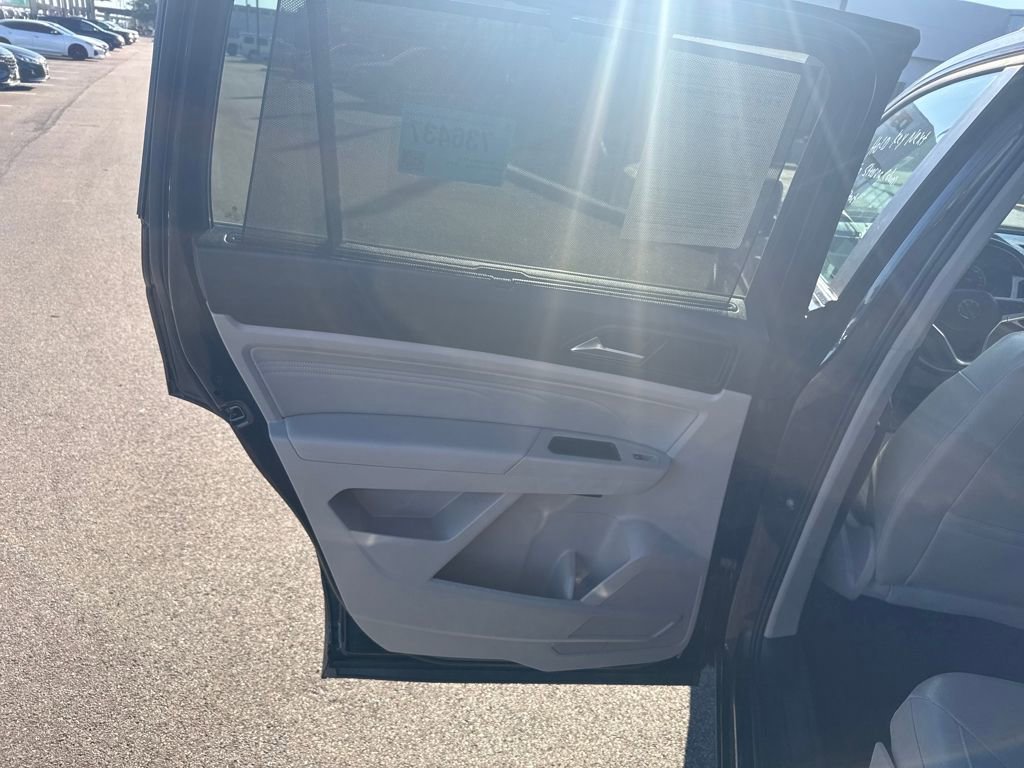 Used 2021 Volkswagen Atlas SE w/ Panoramic Sunroof Package image 15