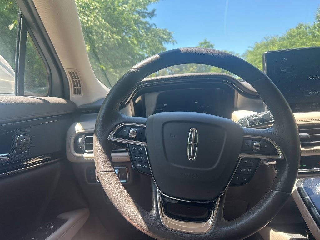 Used 2020 Lincoln Aviator Reserve w/ Equipment Group 202A AWD/4WD image 13