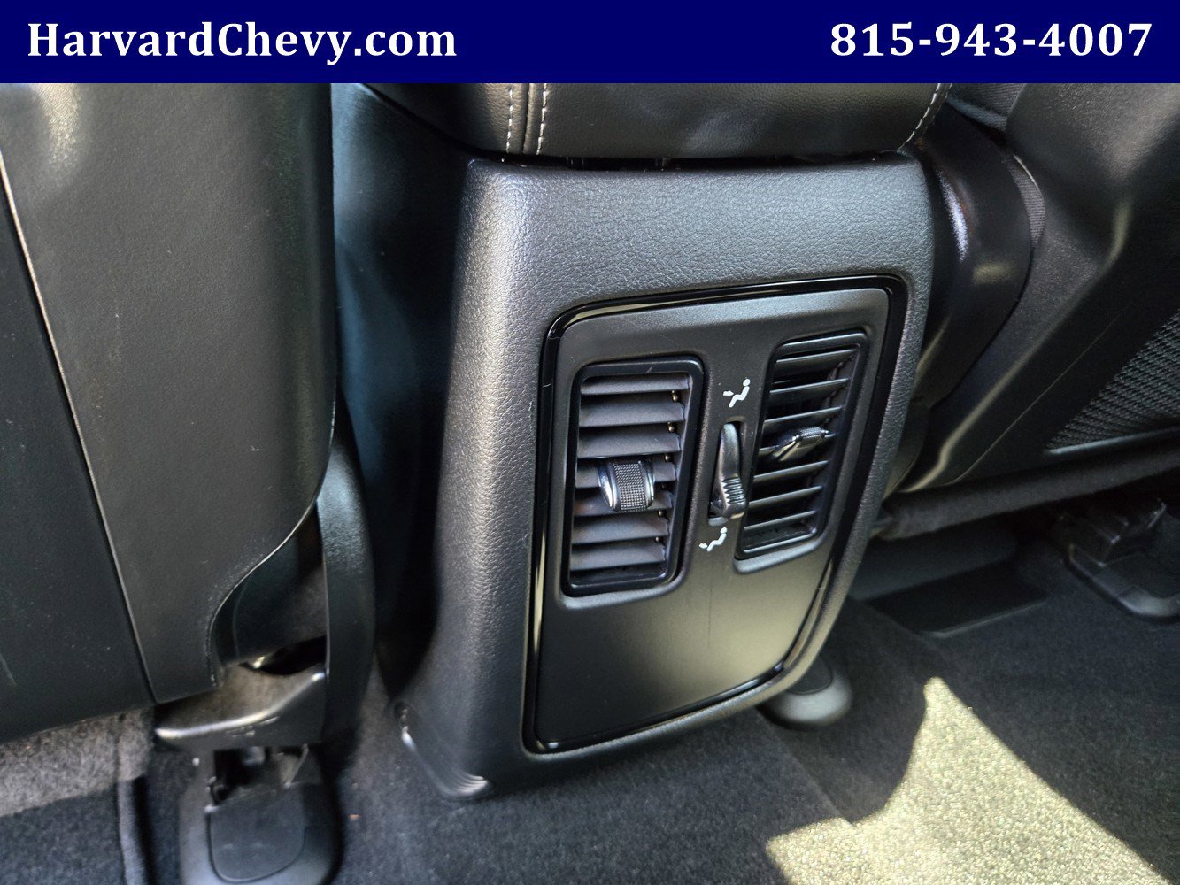 Used 2024 Dodge Durango SXT AWD/4WD image 30