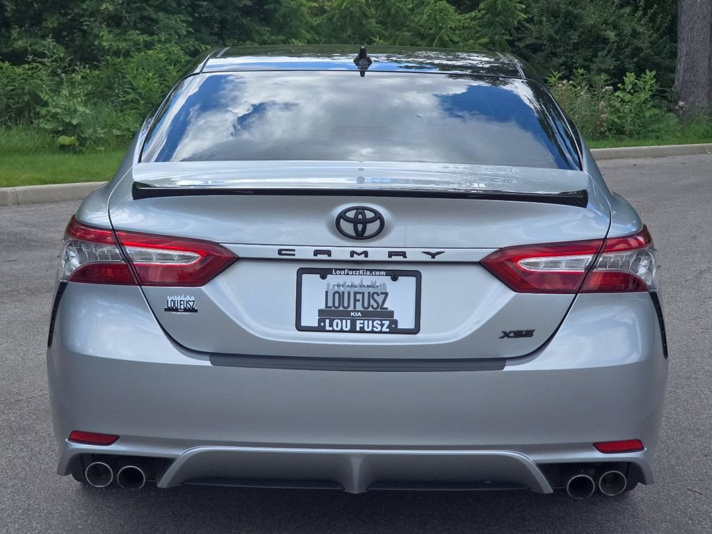Used 2019 Toyota Camry XSE FWD image 14