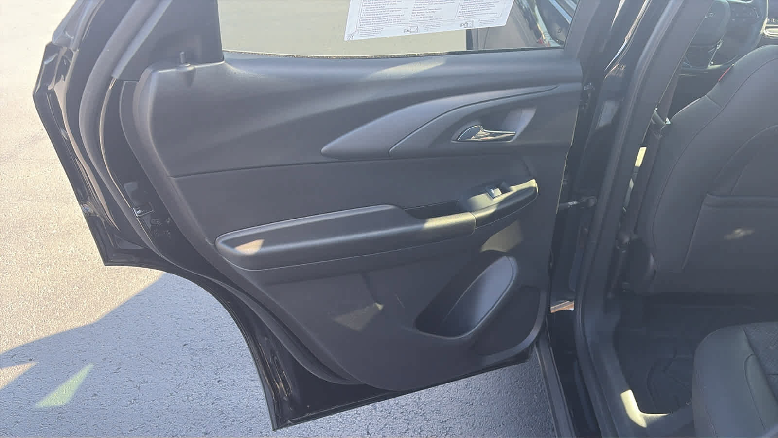 Certified 2023 Chevrolet TrailBlazer RS w/ Sun and Liftgate Package image 21