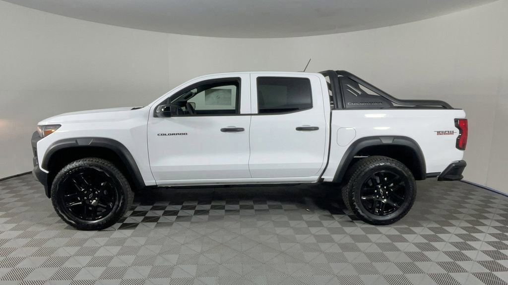 New 2025 Chevrolet Colorado Trail Boss w/ Midnight Edition image 7