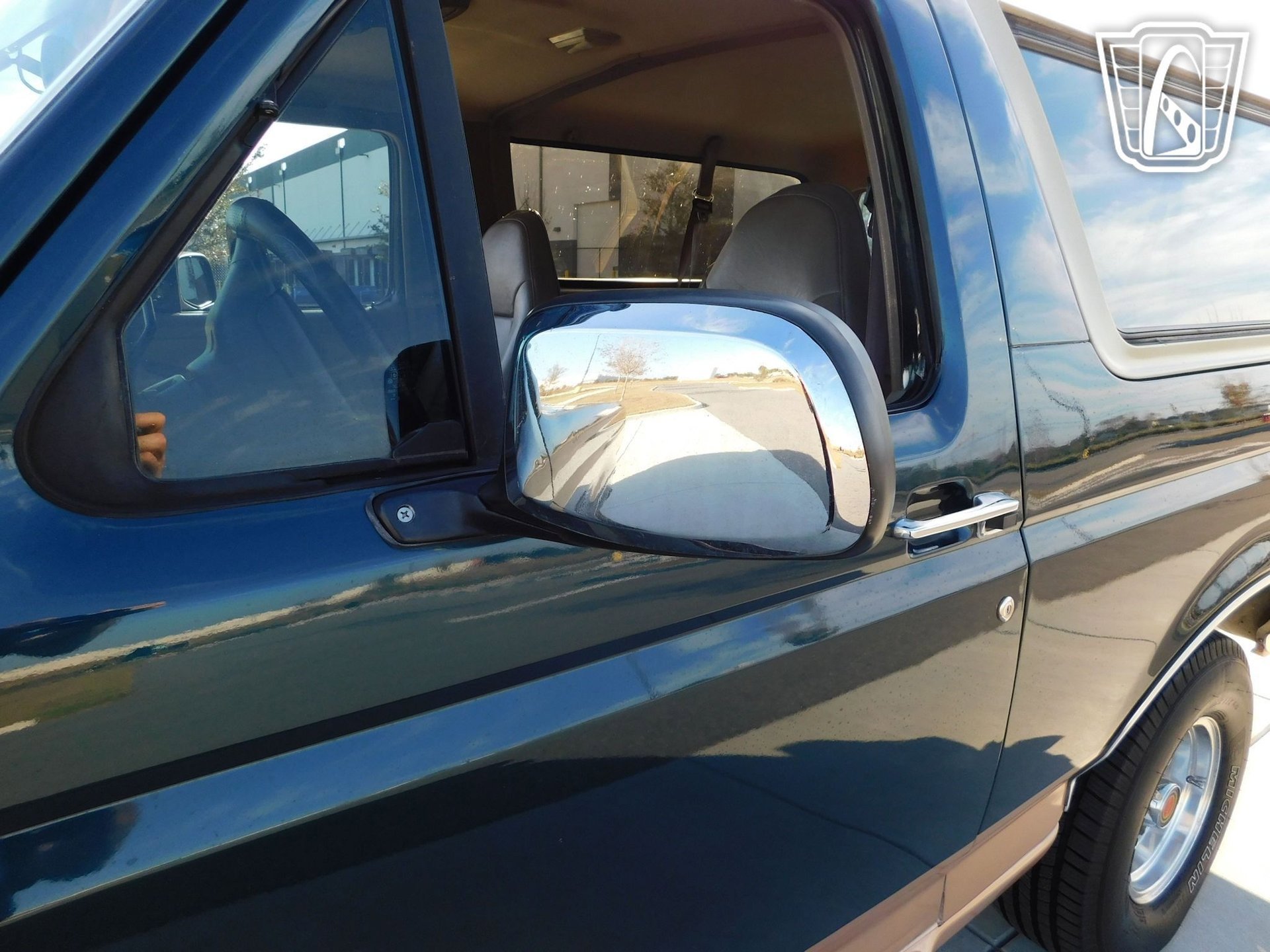 Used 1995 Ford Bronco XLT image 33