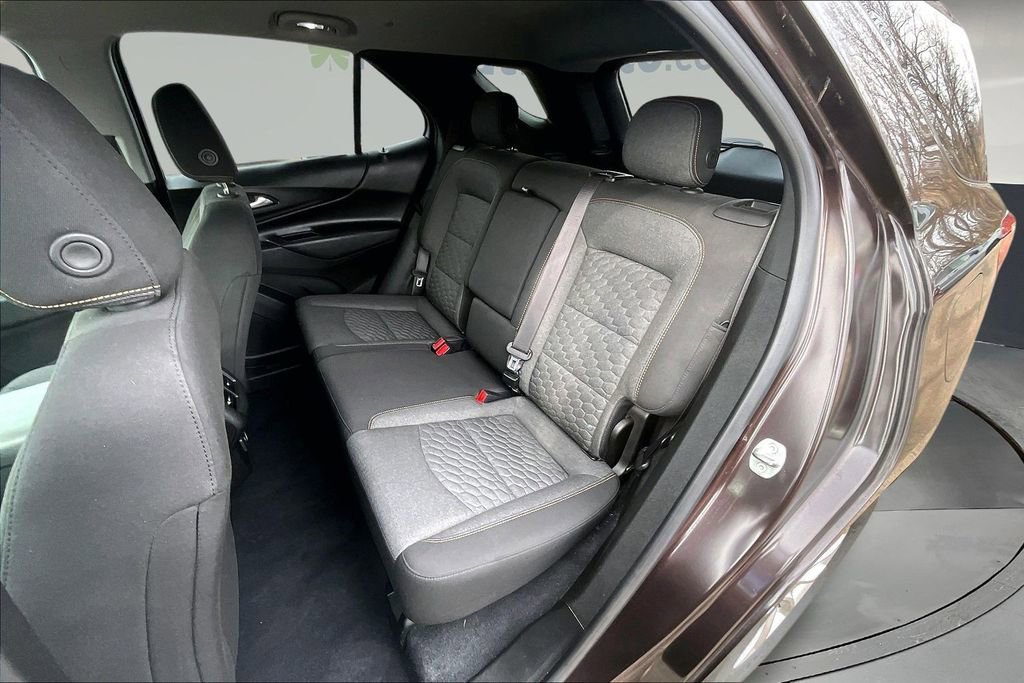 Used 2020 Chevrolet Equinox LT w/ Driver Convenience Package image 20