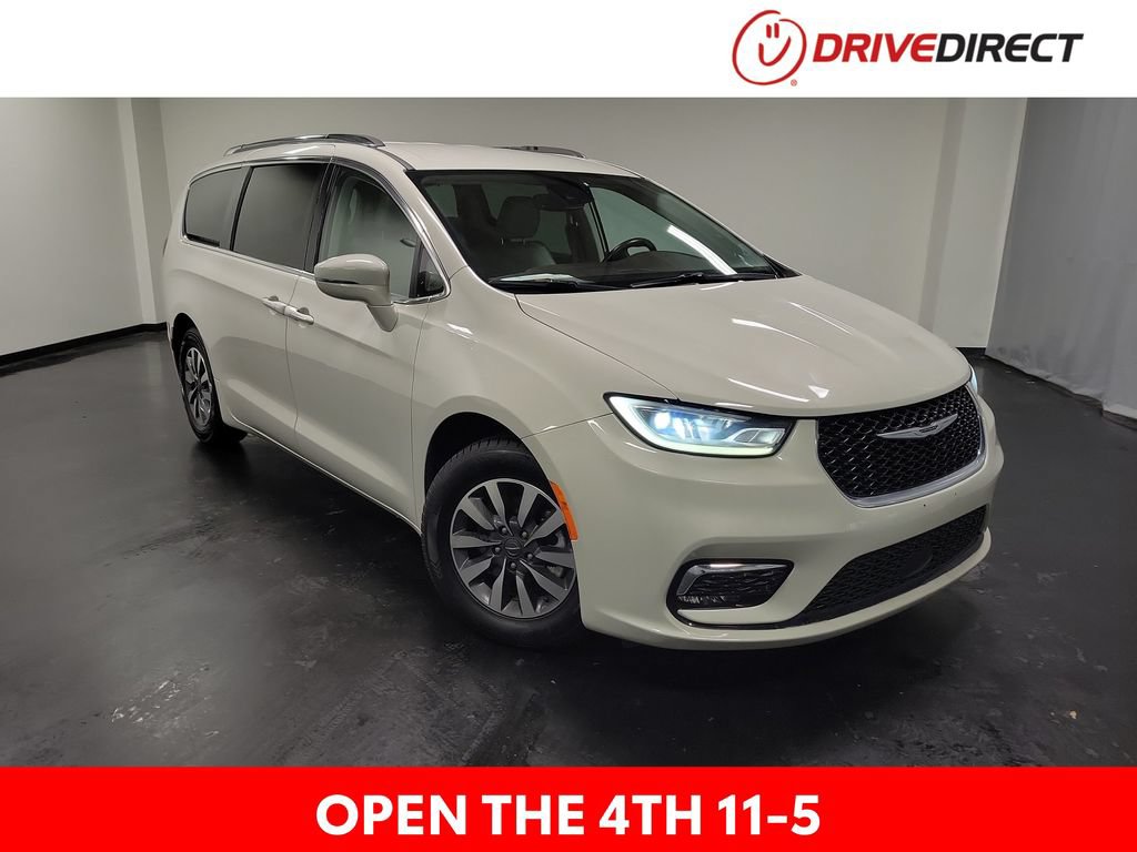 Used 2021 Chrysler Pacifica Touring-L