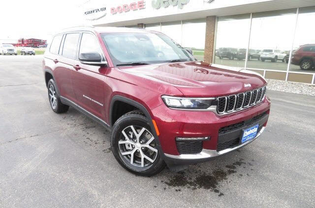 New 2025 Jeep Grand Cherokee L Limited w/ Trailer Tow Package image 4