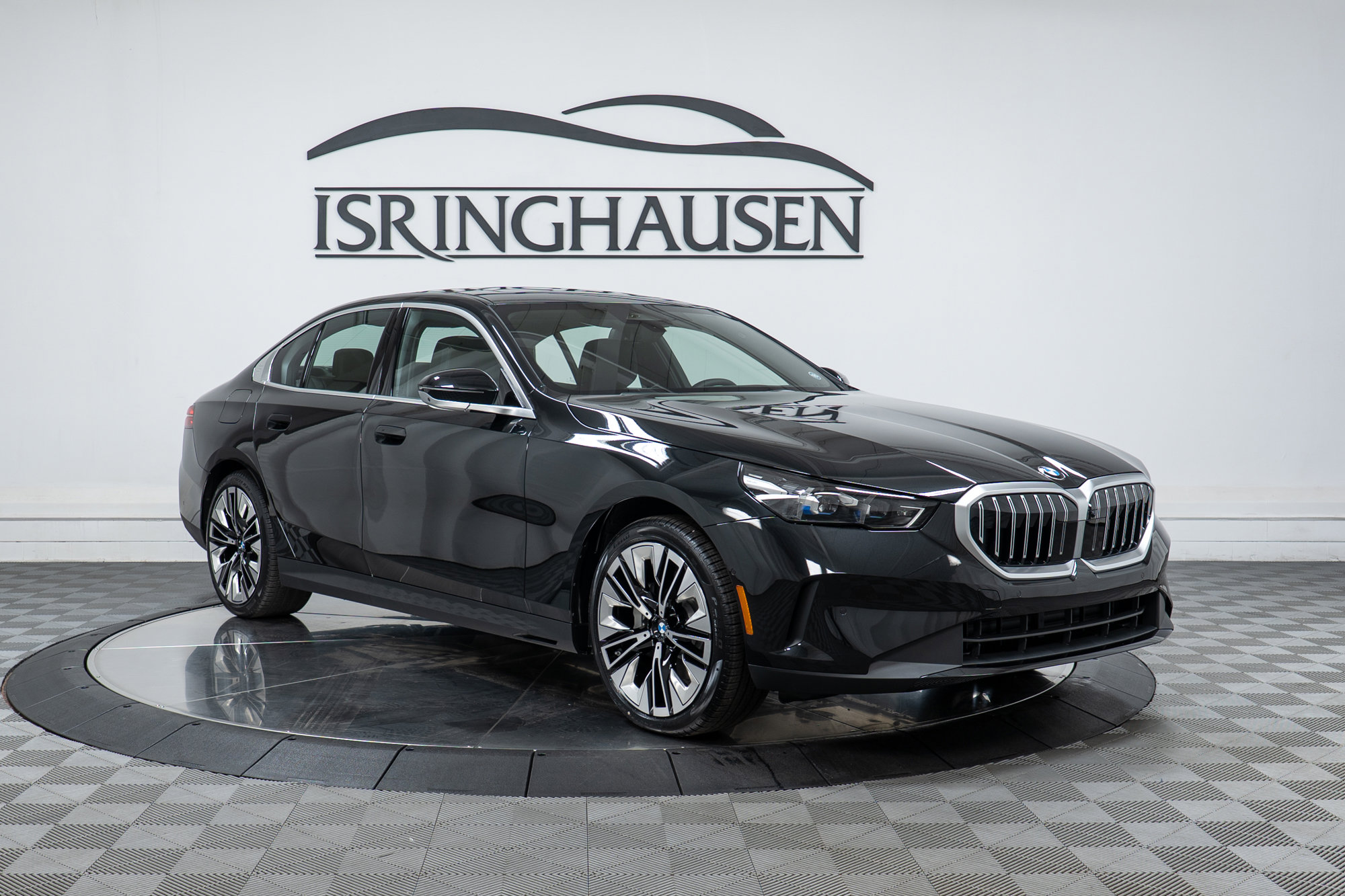 New 2026 BMW 530i xDrive w/ Premium Package image 3
