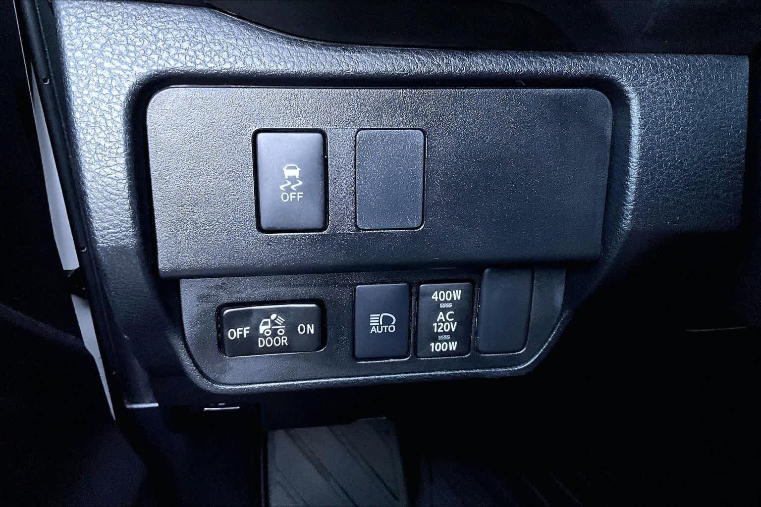Certified 2023 Toyota Tacoma TRD Off-Road w/ Technology Package AWD/4WD image 35