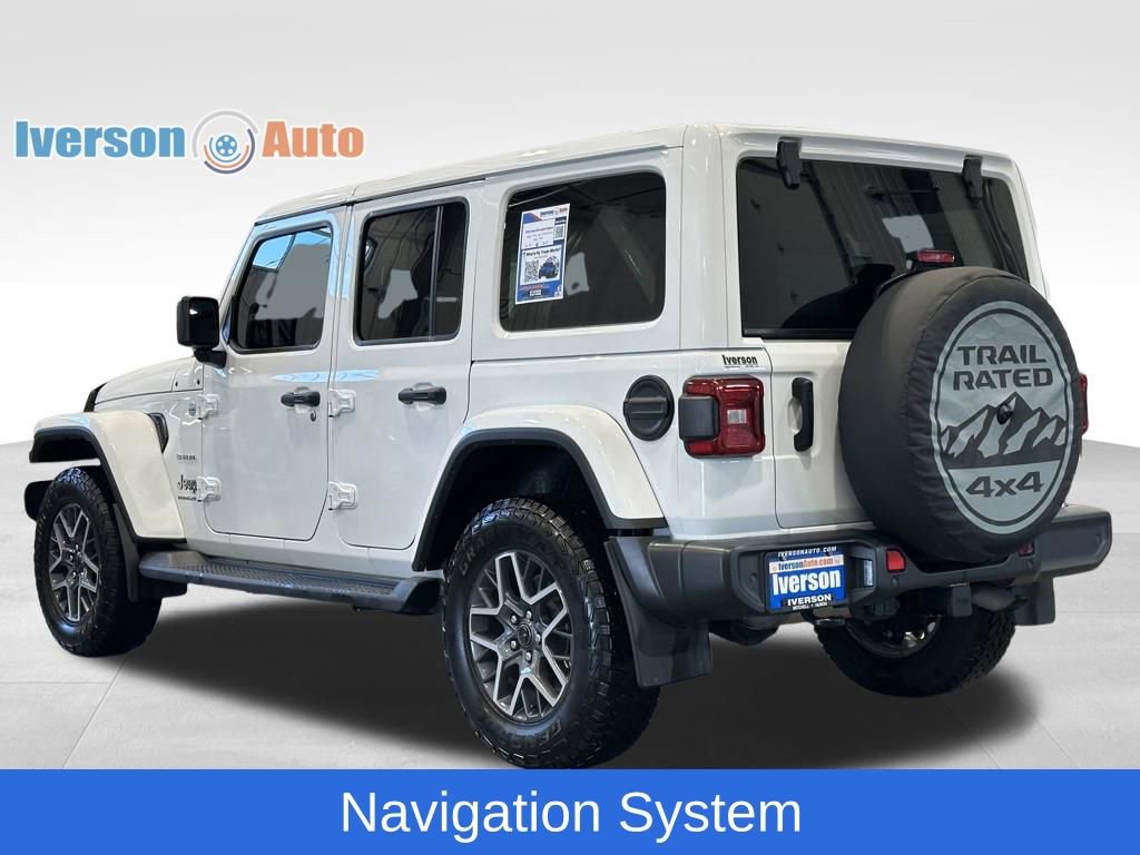 Used 2024 Jeep Wrangler Sahara w/ Technology Group image 7