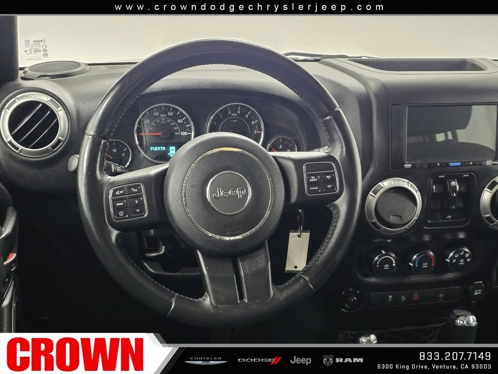 Used 2016 Jeep Wrangler Unlimited Sahara w/ Connectivity Group image 16