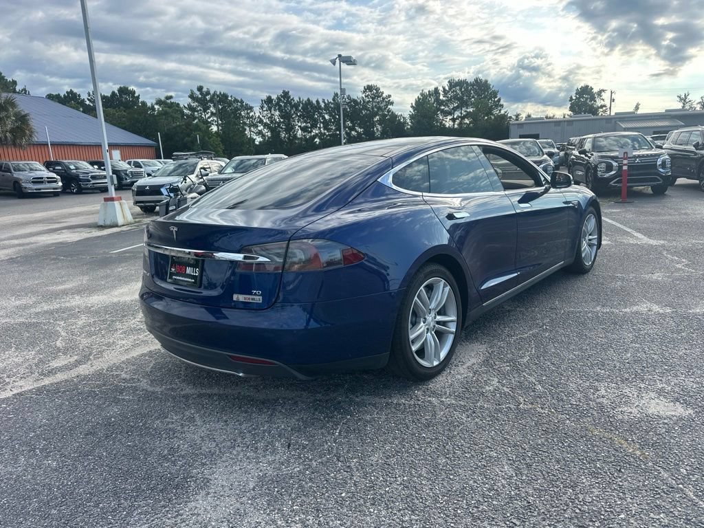 Used 2016 Tesla Model S 70 RWD image 3
