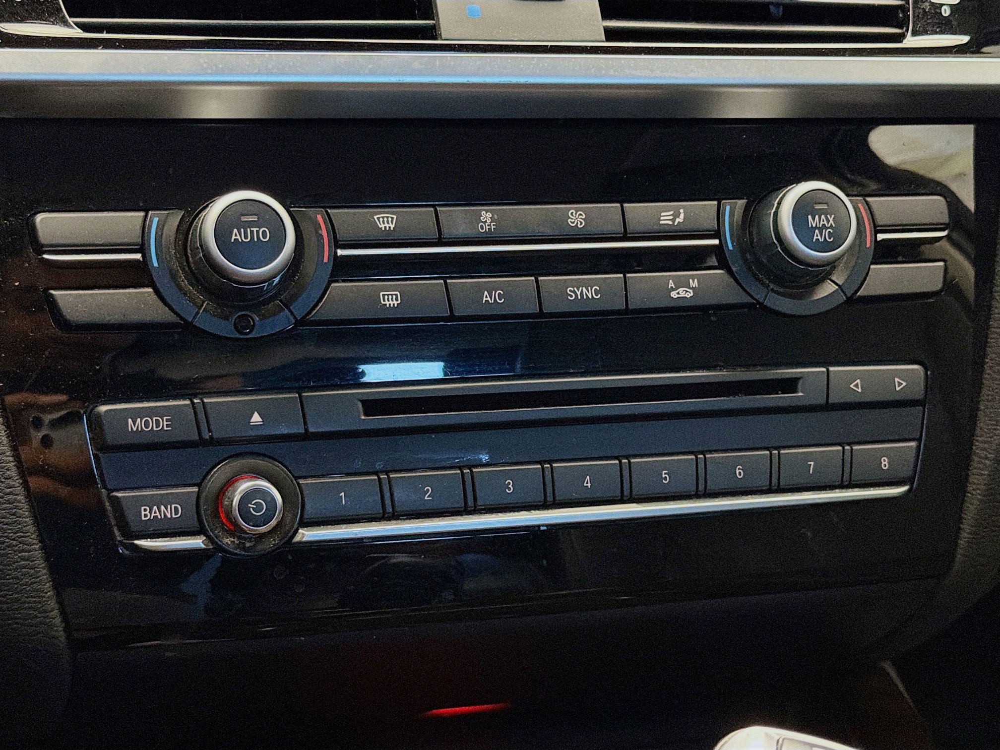 Used 2017 BMW X3 sDrive28i image 10