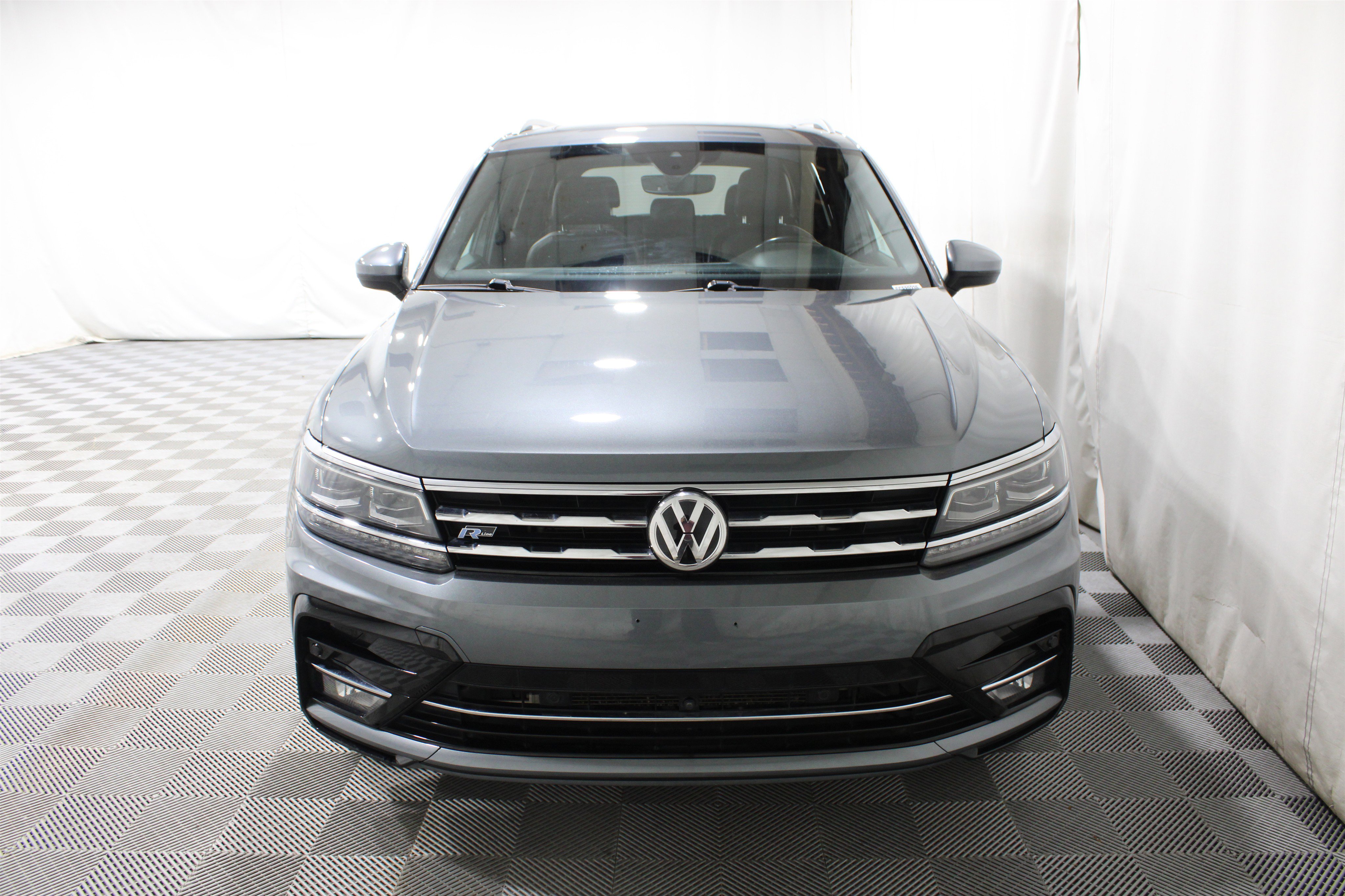 Used 2021 Volkswagen Tiguan SEL Premium R-Line AWD/4WD image 30