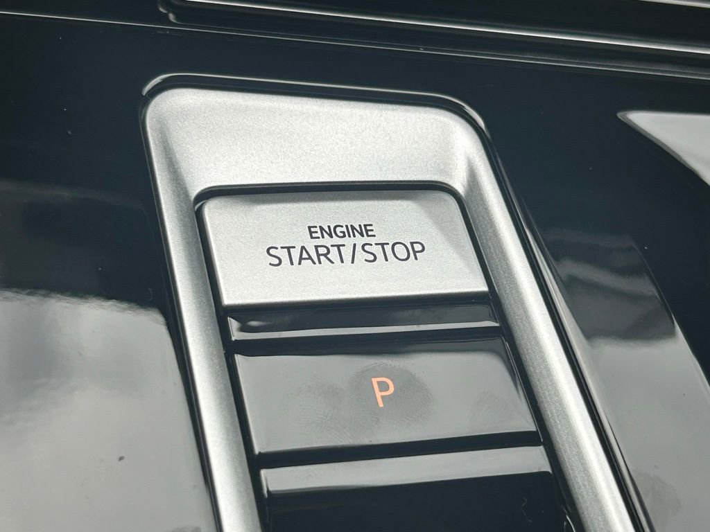 New 2026 Volkswagen Atlas SE image 55