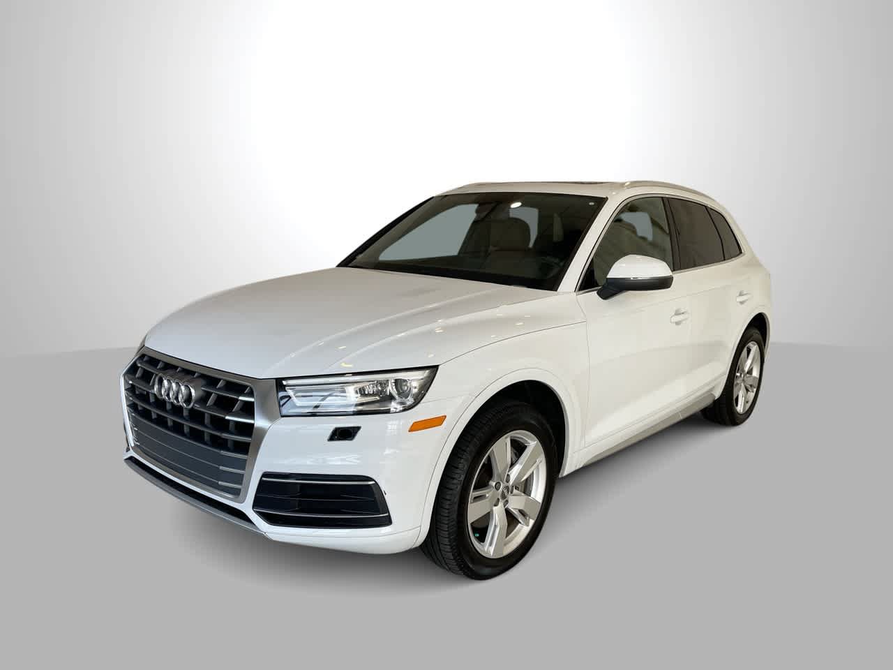 Used 2019 Audi Q5 2.0T Premium w/ Convenience Package AWD/4WD image 1