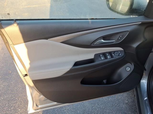 New 2026 Buick Envista Avenir image 27