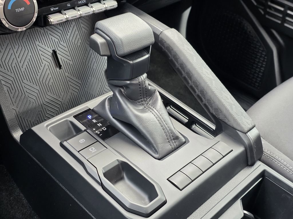 Used 2024 Toyota Tacoma TRD Off-Road image 15