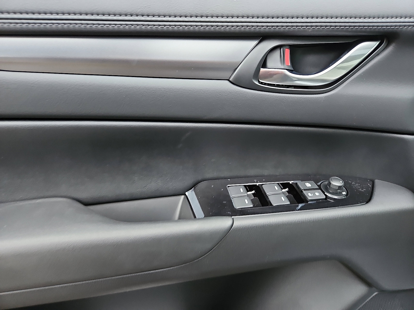 New 2025 MAZDA CX-5 AWD 2.5 S w/ Preferred Package image 10