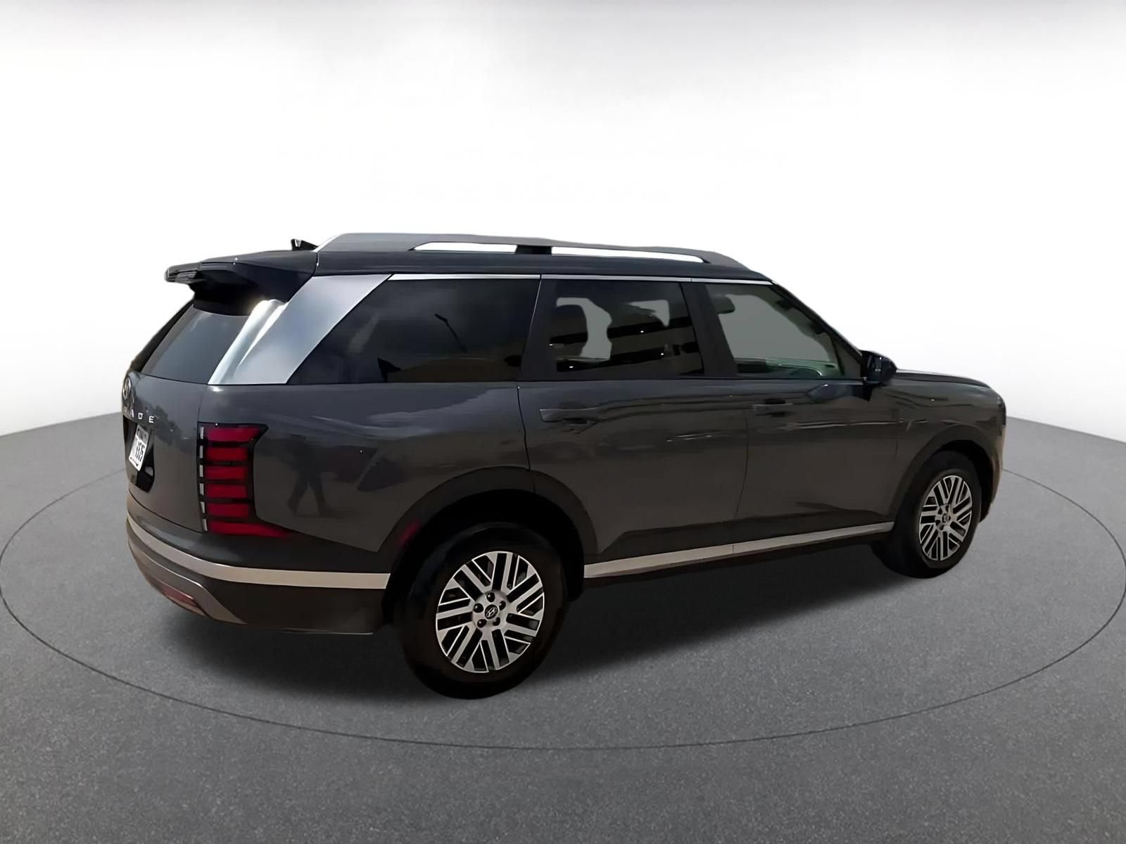 Used 2026 Hyundai Palisade SEL FWD image 15