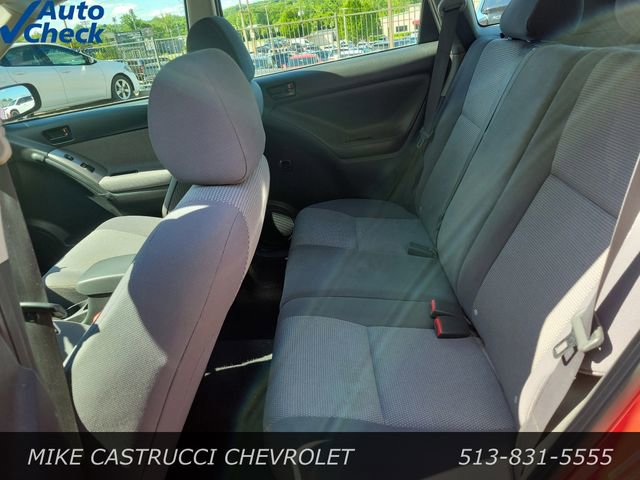 Used 2006 Pontiac Vibe w/ Preferred Package FWD image 25