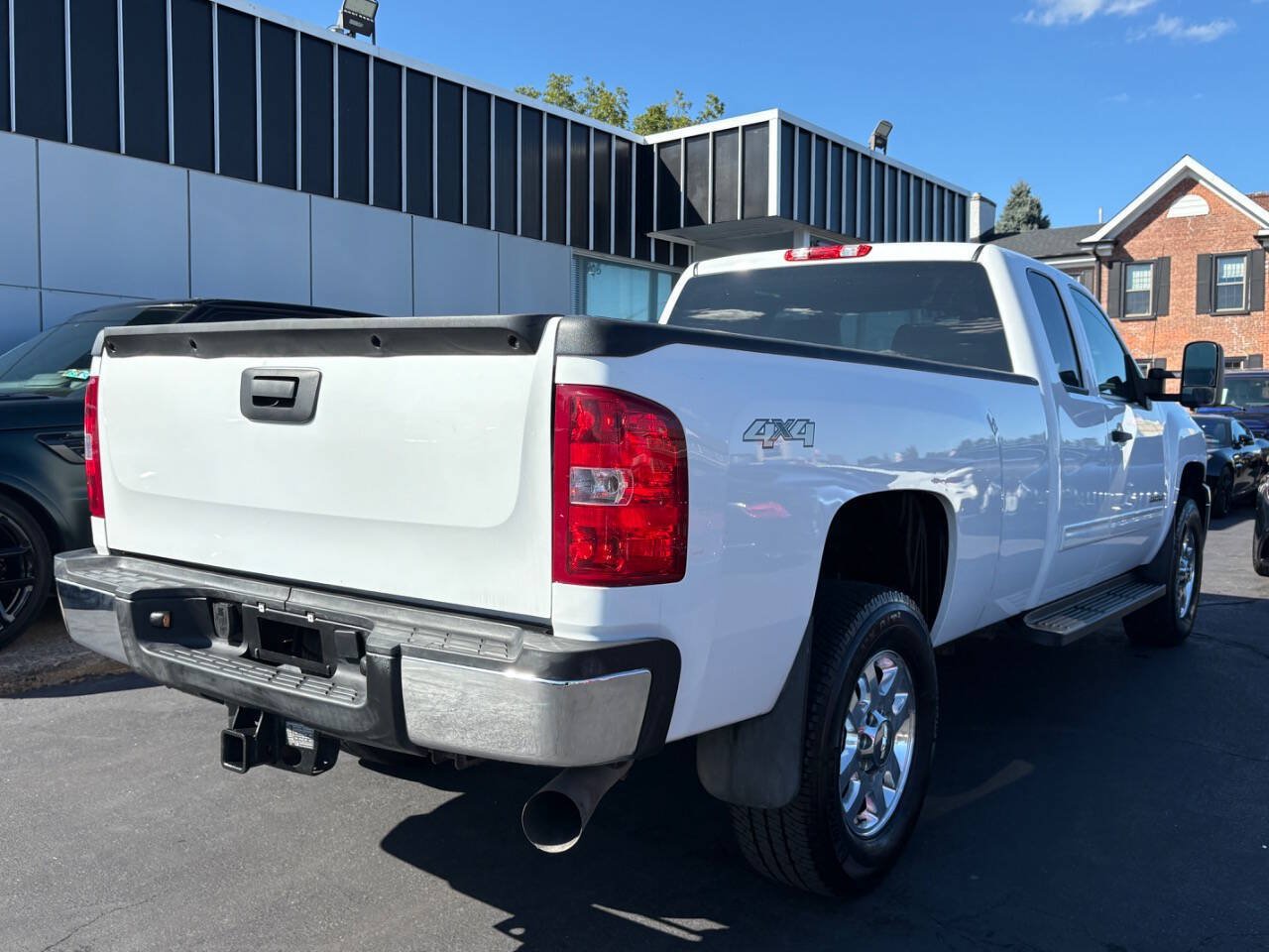 Used 2011 Chevrolet Silverado 3500 LT AWD/4WD image 7