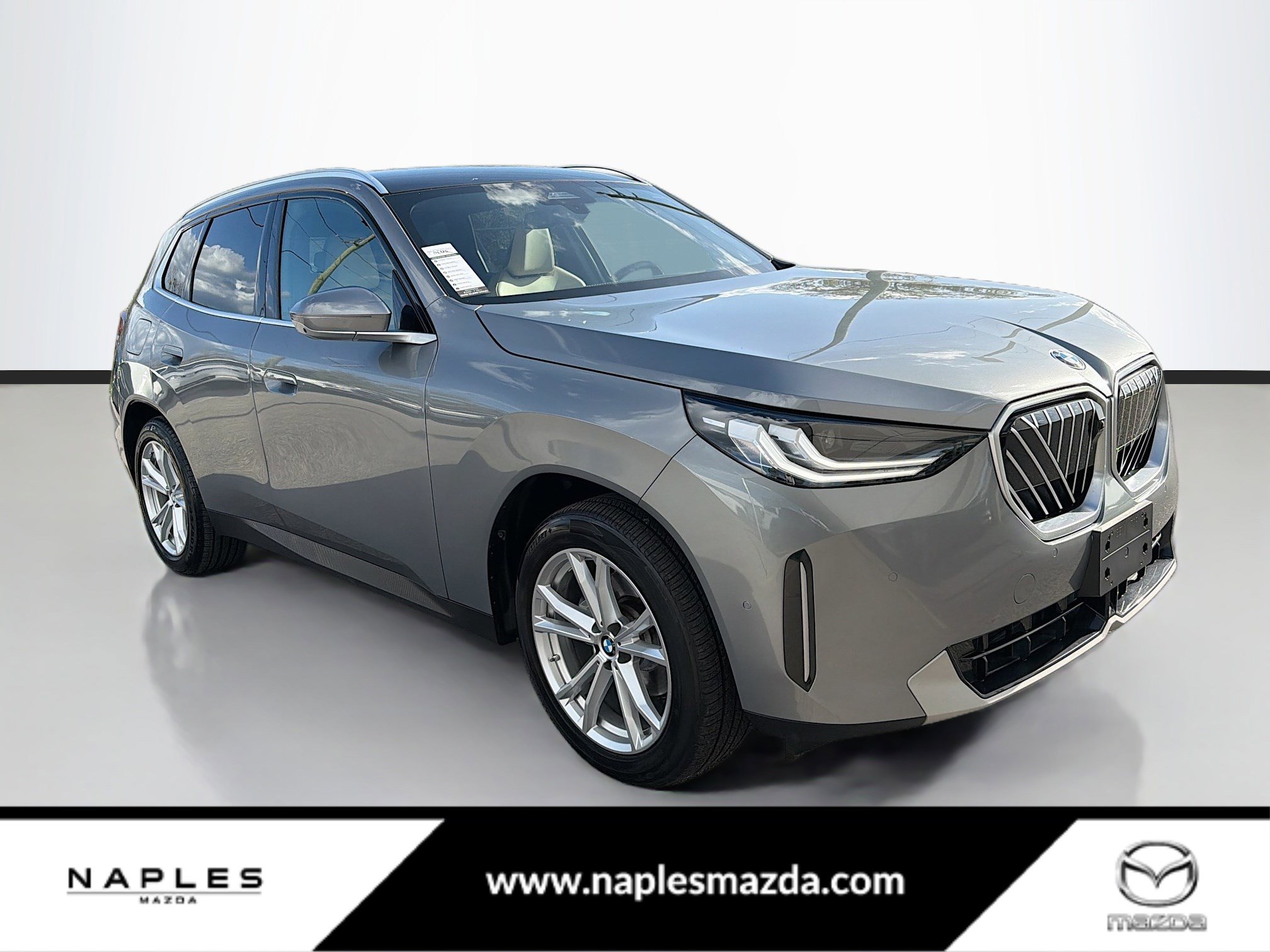 Used 2025 BMW X3 xDrive30i w/ Premium Package image 1