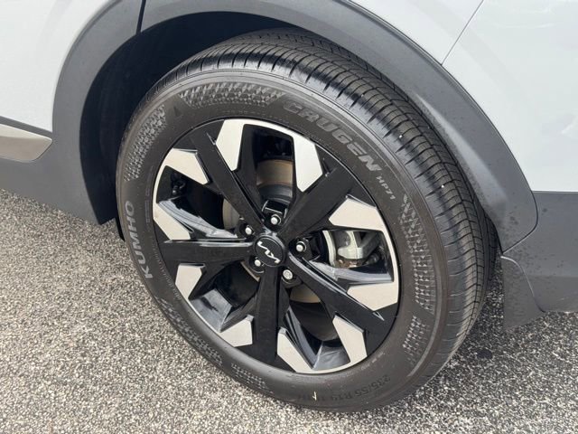 Certified 2023 Kia Sportage X-Line w/ X-Line Premium Package image 6