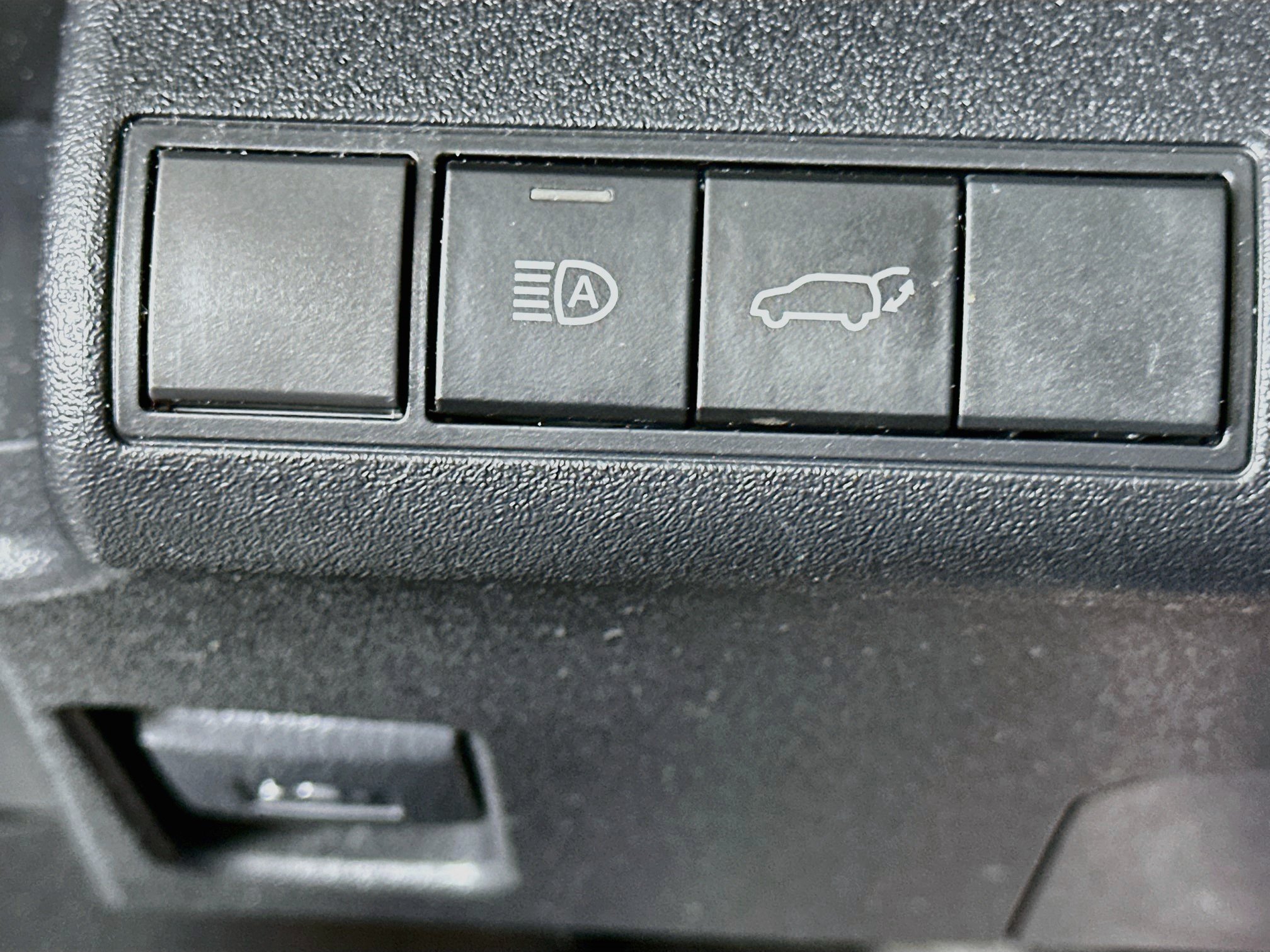 Used 2023 Subaru Solterra AWD image 17