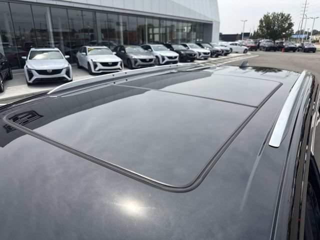 Certified 2023 Cadillac XT6 Premium Luxury w/ Technology Package AWD/4WD image 44