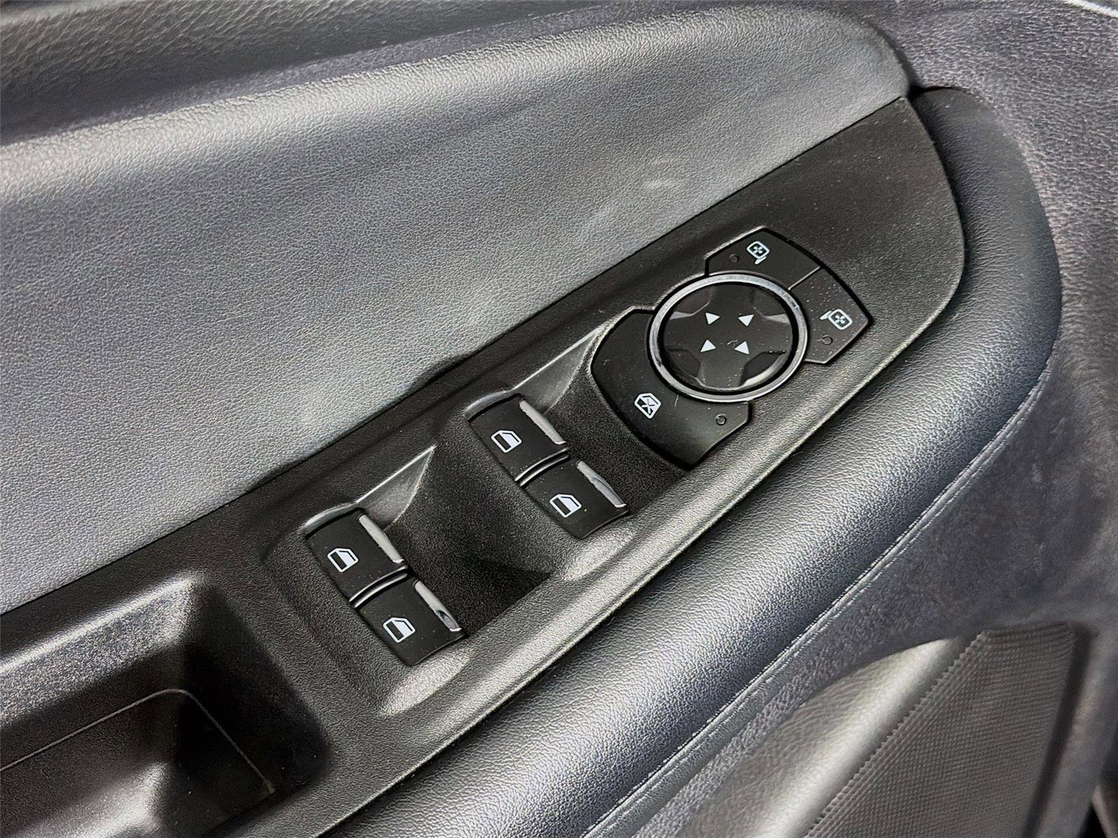 Used 2022 Ford Edge SEL w/ Convenience Package image 18