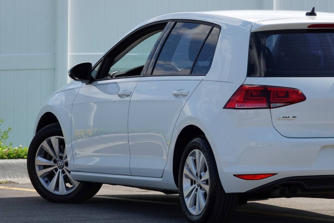 Used 2015 Volkswagen Golf TDI S FWD image 17