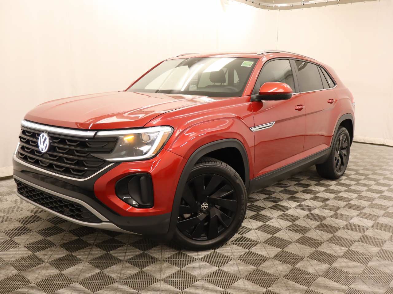 Certified 2024 Volkswagen Atlas Cross Sport SE FWD image 1