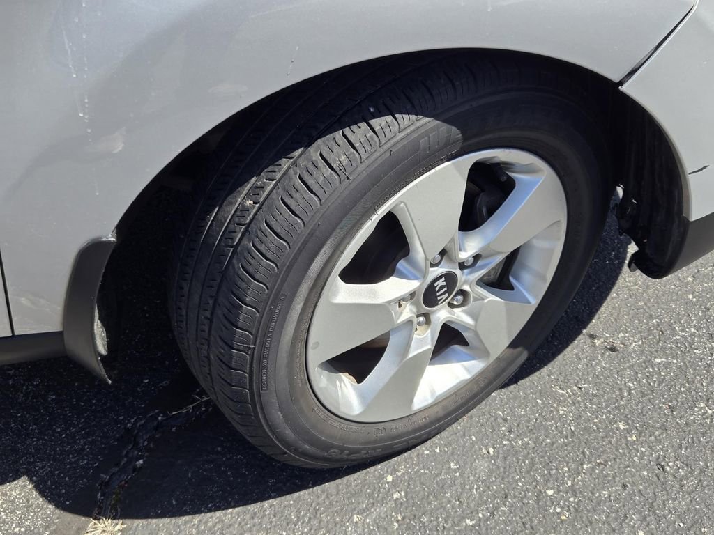 Used 2019 Kia Soul image 6