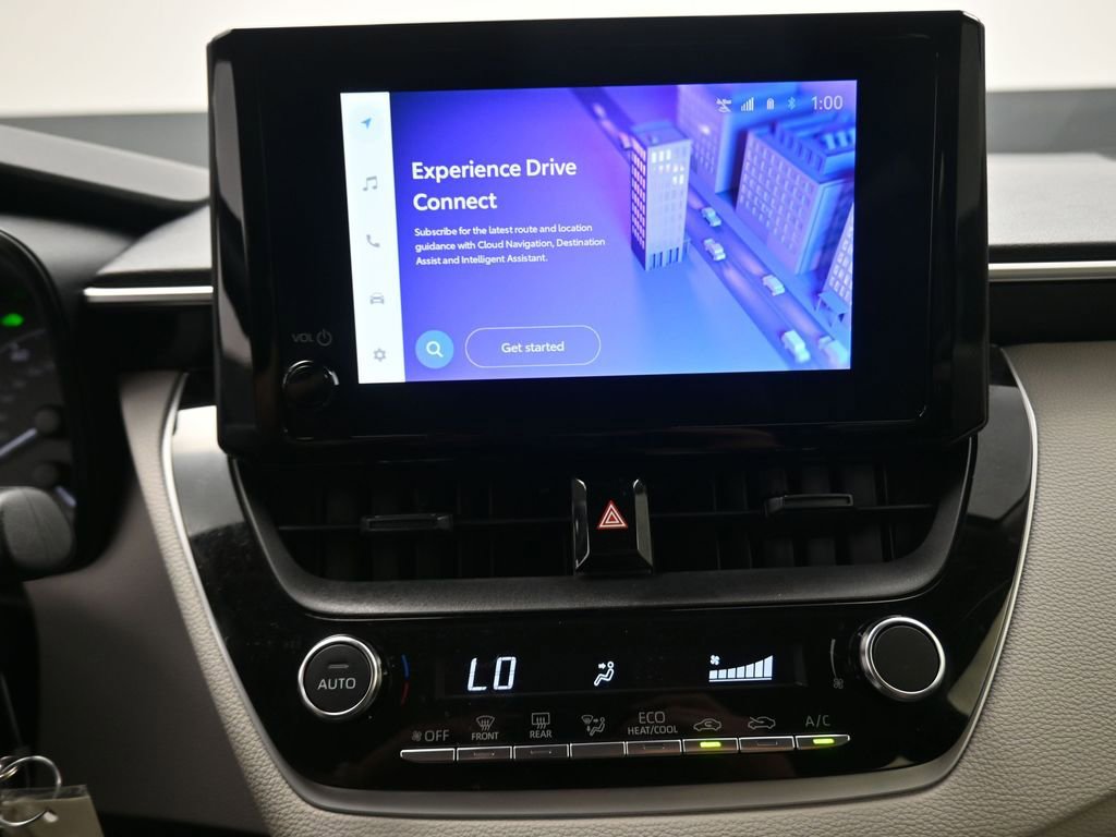 Used 2025 Toyota Corolla LE image 8