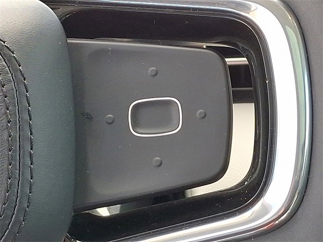 Certified 2025 Lincoln Nautilus Reserve image 23