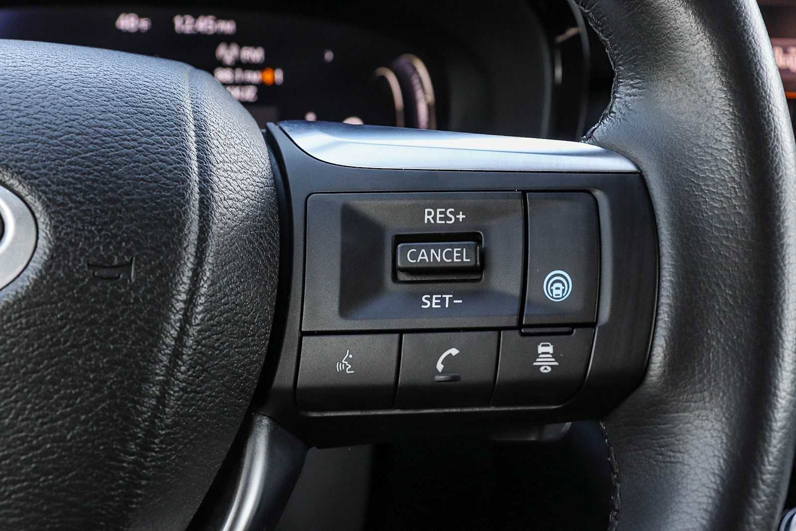 Used 2023 INFINITI QX60 Luxe w/ Cargo Package image 30