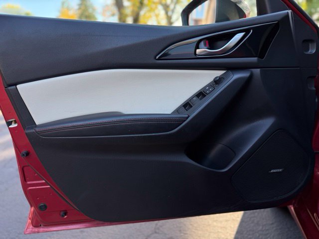 Used 2014 MAZDA MAZDA3 s Grand Touring FWD image 12