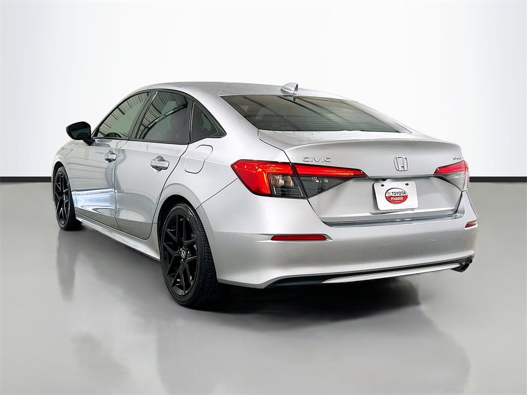Used 2023 Honda Civic Sport image 6