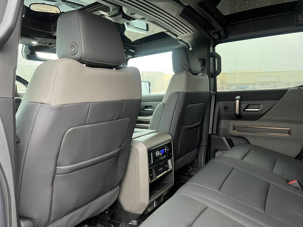 New 2025 GMC Hummer EV 2X AWD/4WD image 34