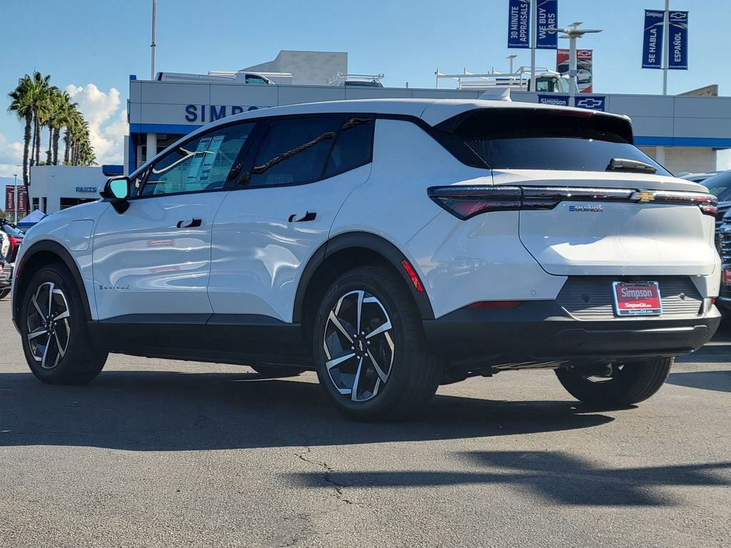 New 2026 Chevrolet Equinox EV LT image 2
