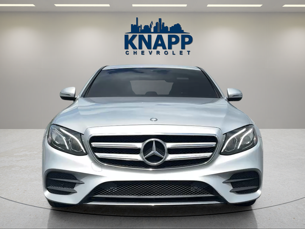 Used 2017 Mercedes-Benz E 300 4MATIC image 8