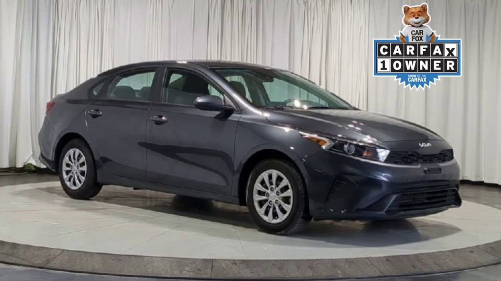 Used 2022 Kia Forte Sedan image 2