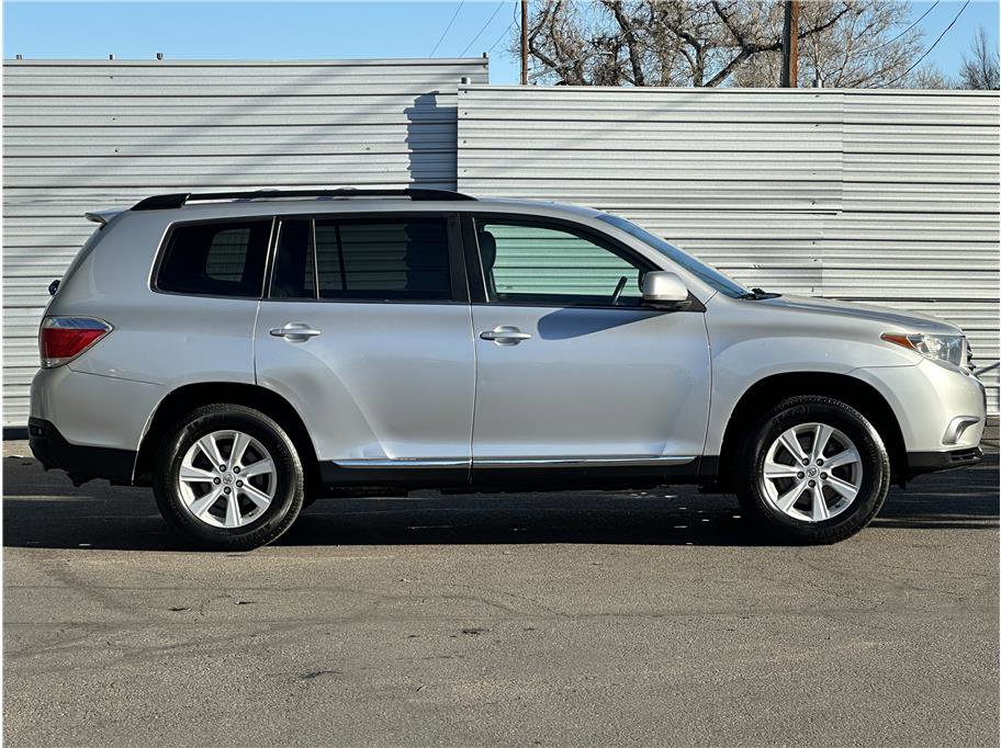 Used 2013 Toyota Highlander SE image 9