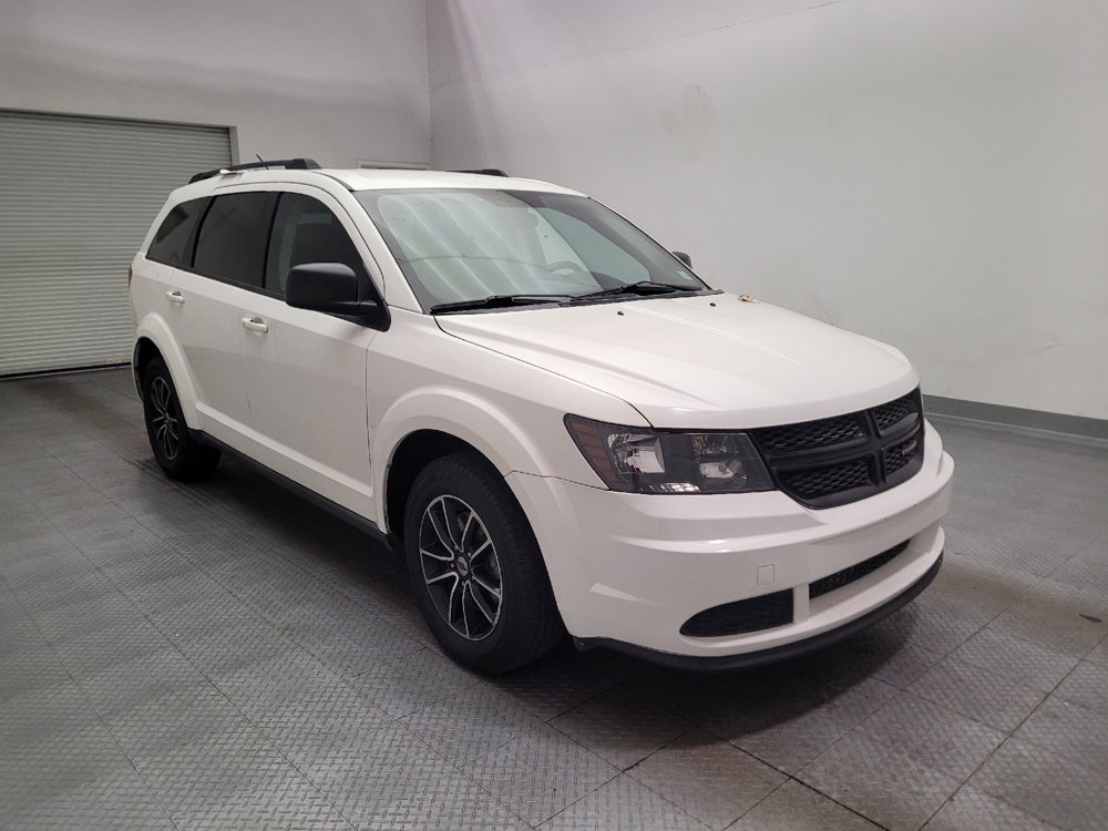 Used 2018 Dodge Journey SE w/ Connectivity Group FWD image 13