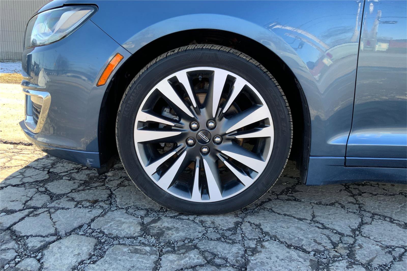 Used 2018 Lincoln MKZ Select w/ Select Plus Package AWD/4WD image 30